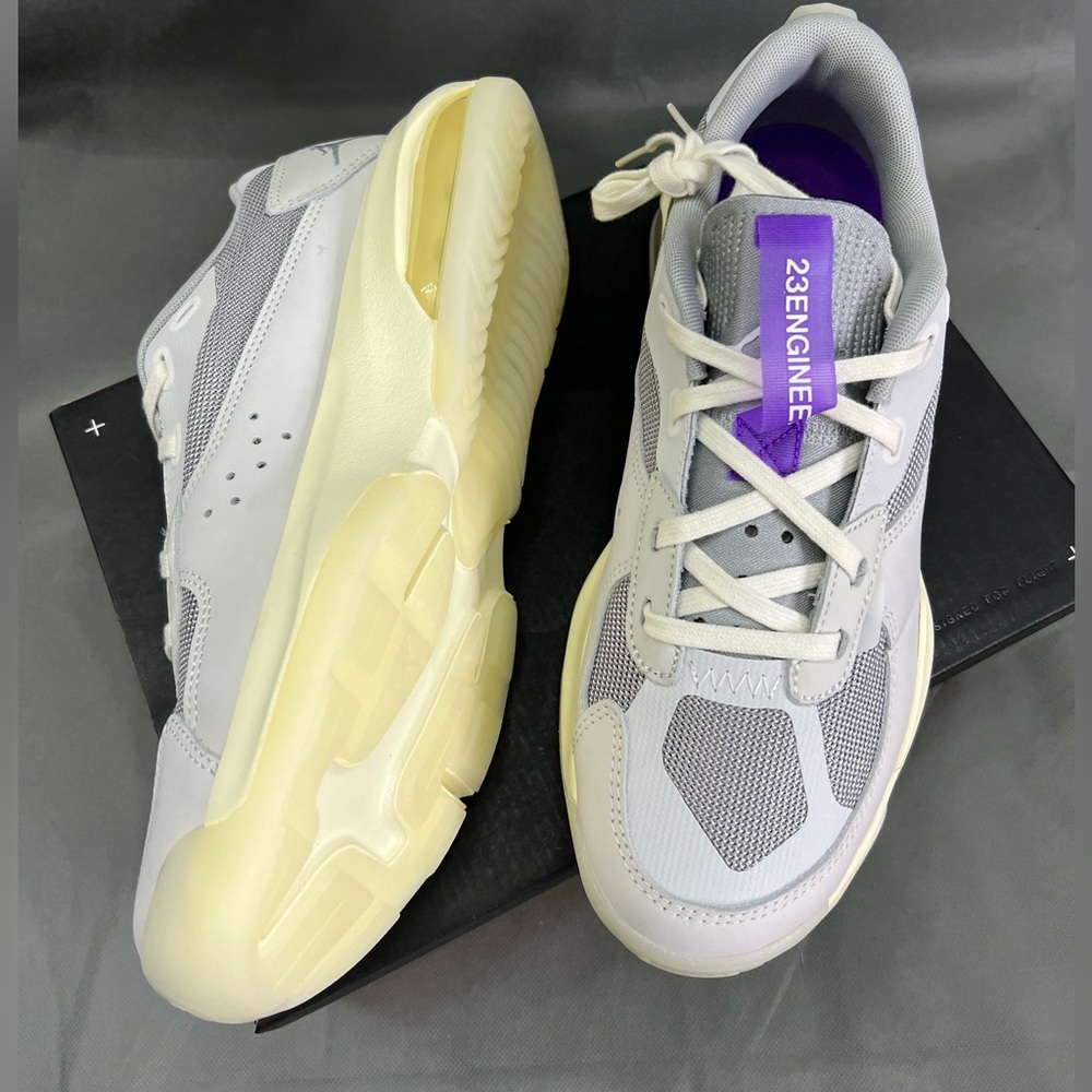 NIB Nike Jordan Air 200E DC9836-110 Grey Coconut Milk Purple Men Sz 10